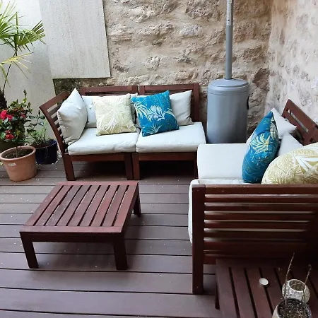 Loft En Duplex 270 M2 & Jardin Patio Terrasse Sauna * Chaville