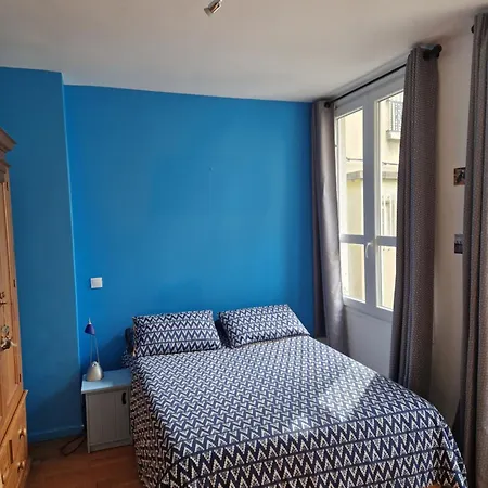 Loft En Duplex 270 M2 & Jardin Patio Terrasse Sauna Chaville